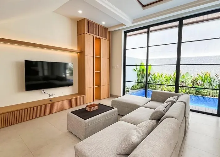 Rumakiki Ii Elegant 3br Sanctuary At Berawa *