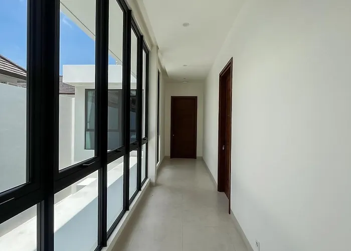 ヴィラ Rumakiki Ii Elegant 3br Sanctuary At Berawa *
