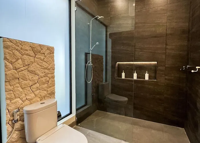 Rumakiki Ii Elegant 3br Sanctuary At Berawa ヴィラ *