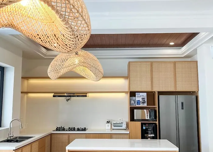 Rumakiki Ii Elegant 3br Sanctuary At Berawa ヴィラ バドゥン